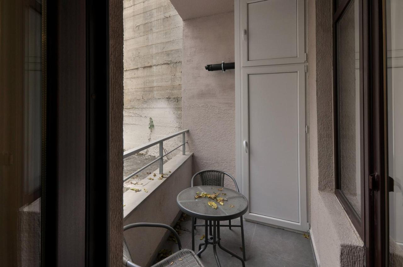Modern Apartments Tbilisi Ngoại thất bức ảnh